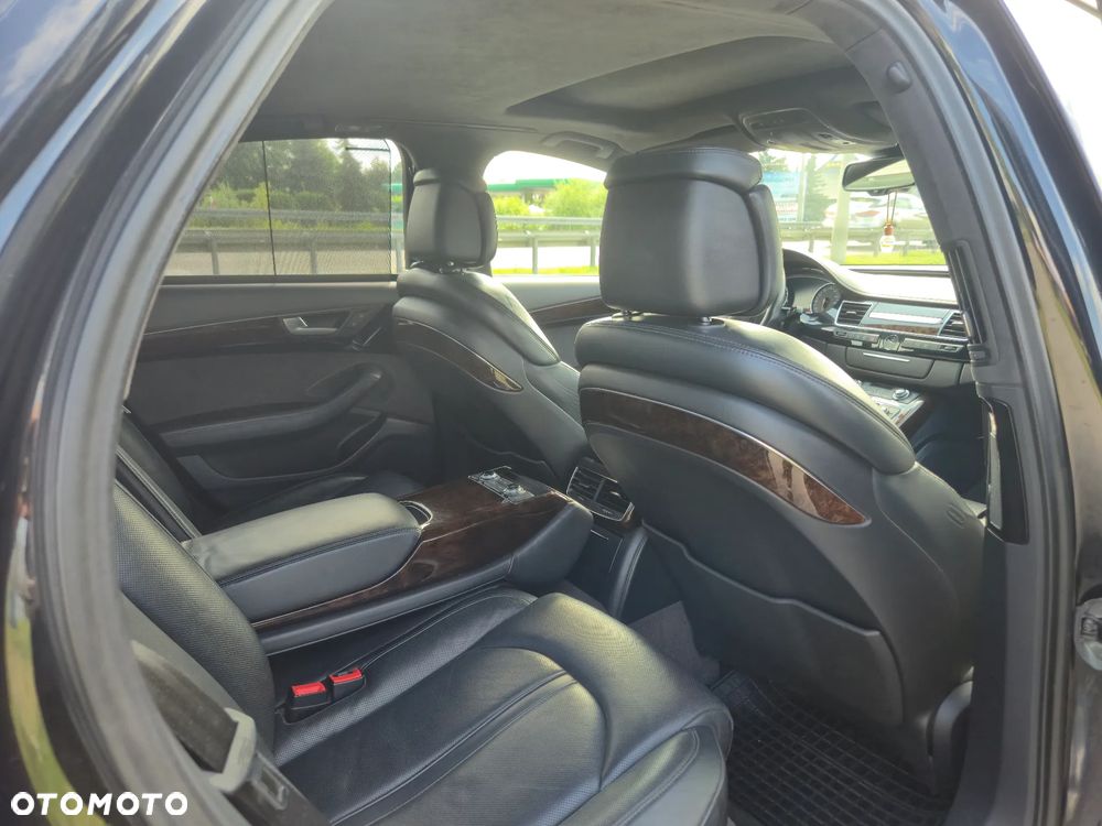 Audi A8 - 9