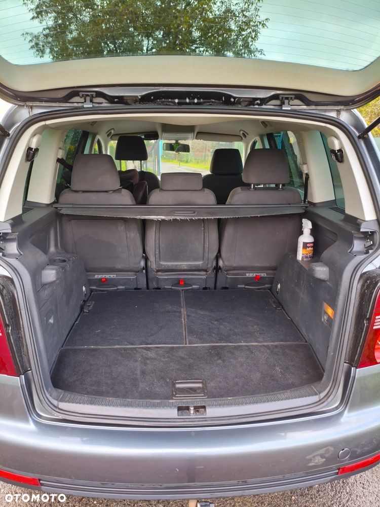 Volkswagen Touran 1.6 Trendline - 16