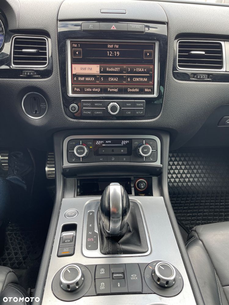 Volkswagen Touareg 3.0 V6 TDI BMT Perfectline R-Style - 20