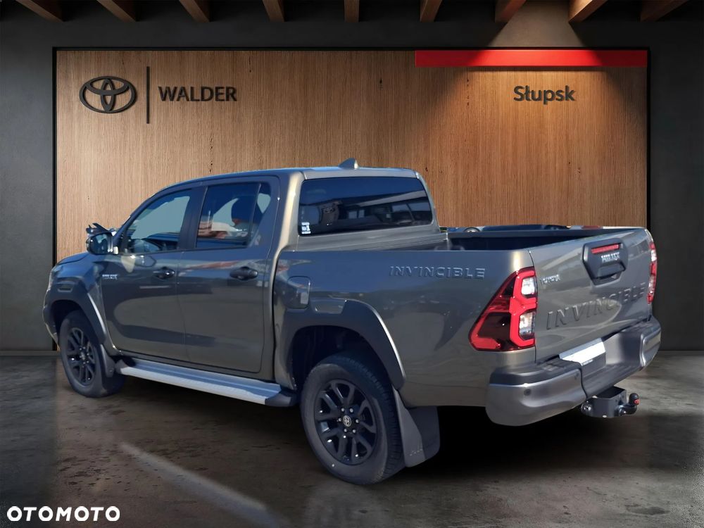 Toyota Hilux 2.8 D-4D Double Cab Invincible 4x4 - 3