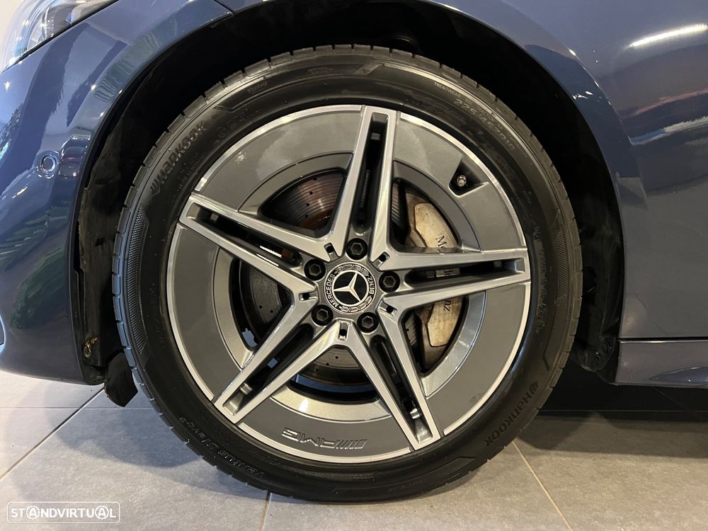 Mercedes-Benz C 300 e T 9G-TRONIC AMG Line - 4