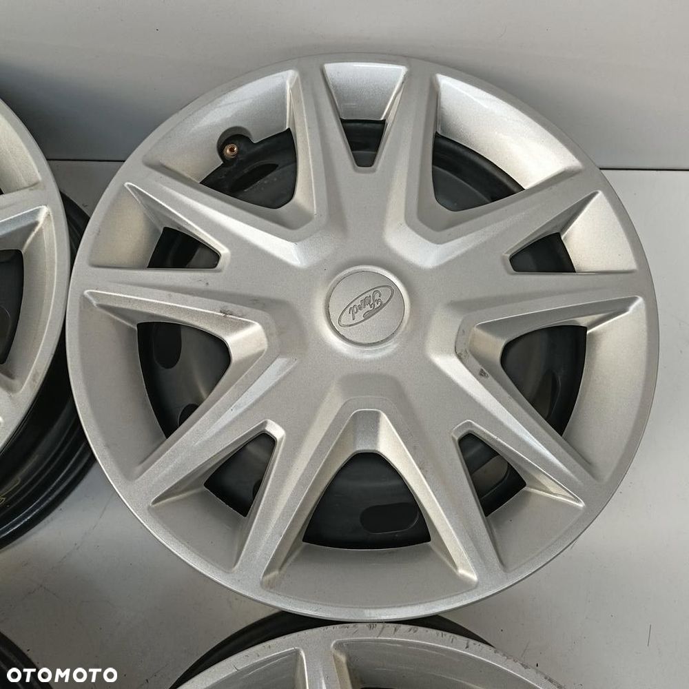 Felgi 4x108 15 Ford Fiesta VII + Kołpaki 4szt (F7826) - 2