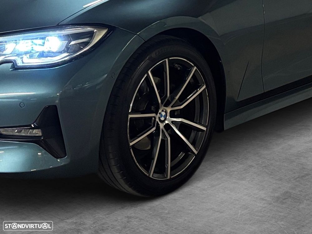 BMW 320 d Pack M Auto - 17