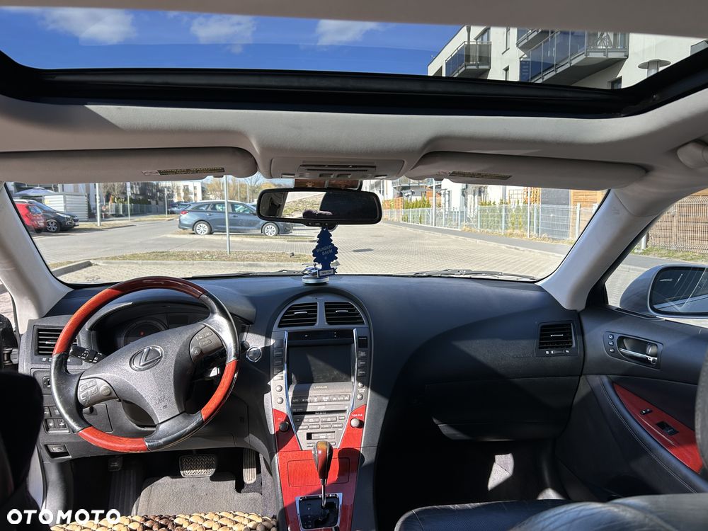 Lexus ES Standard - 12