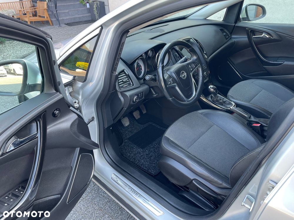 Opel Astra 1.4 Turbo - 22
