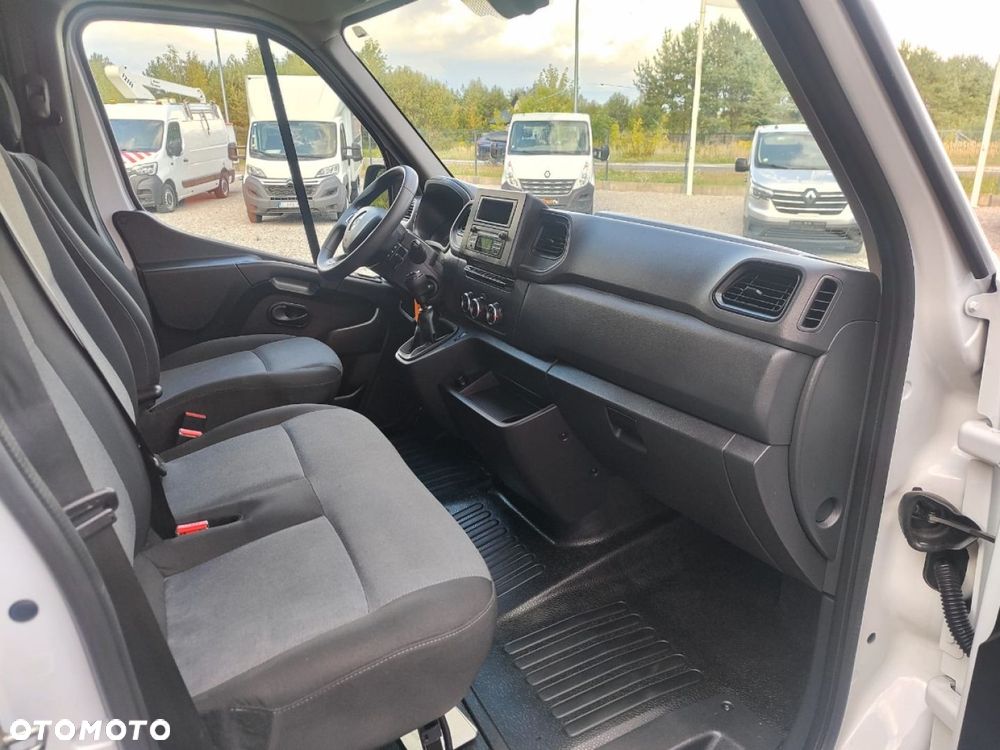 Renault Master - 10