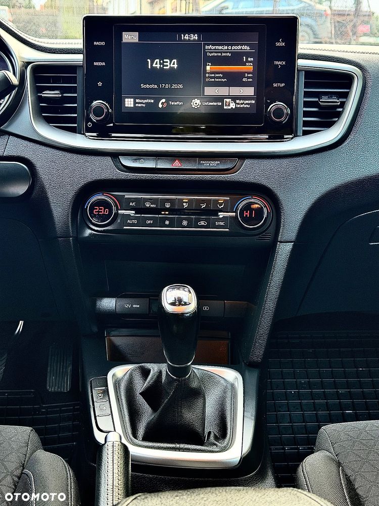 Kia Ceed 1.5 T-GDI L Business Line - 18