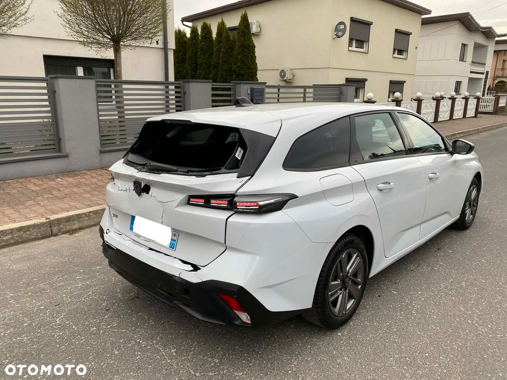 Peugeot 308 PureTech 130 EAT8 Active Pack - 7