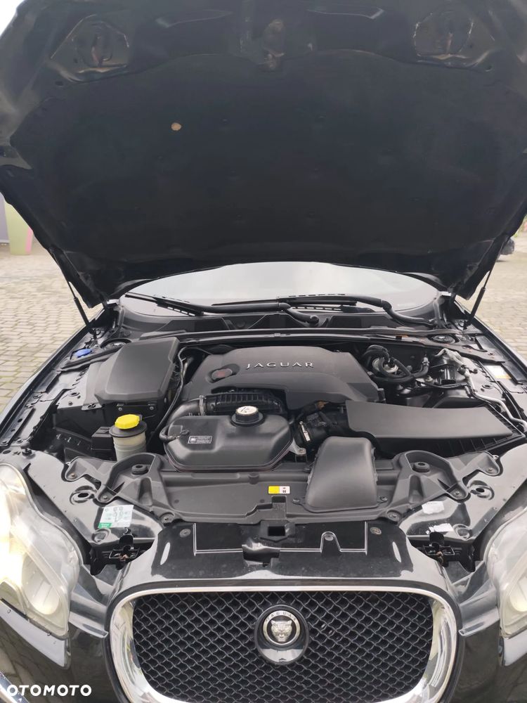 Jaguar XF 3.0 V6 D S Portfolio - 28