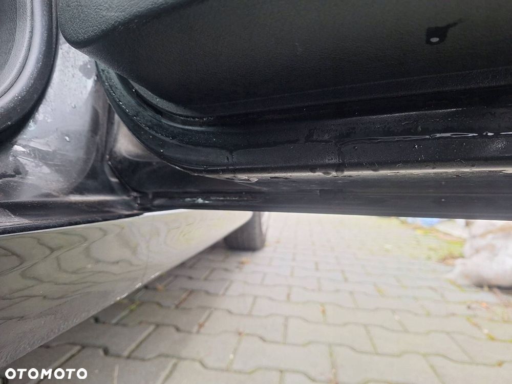 DRZWI KOMPLETNE PRAWY TYŁ PEUGEOT 207 06-09r EXL HB 5D - 4