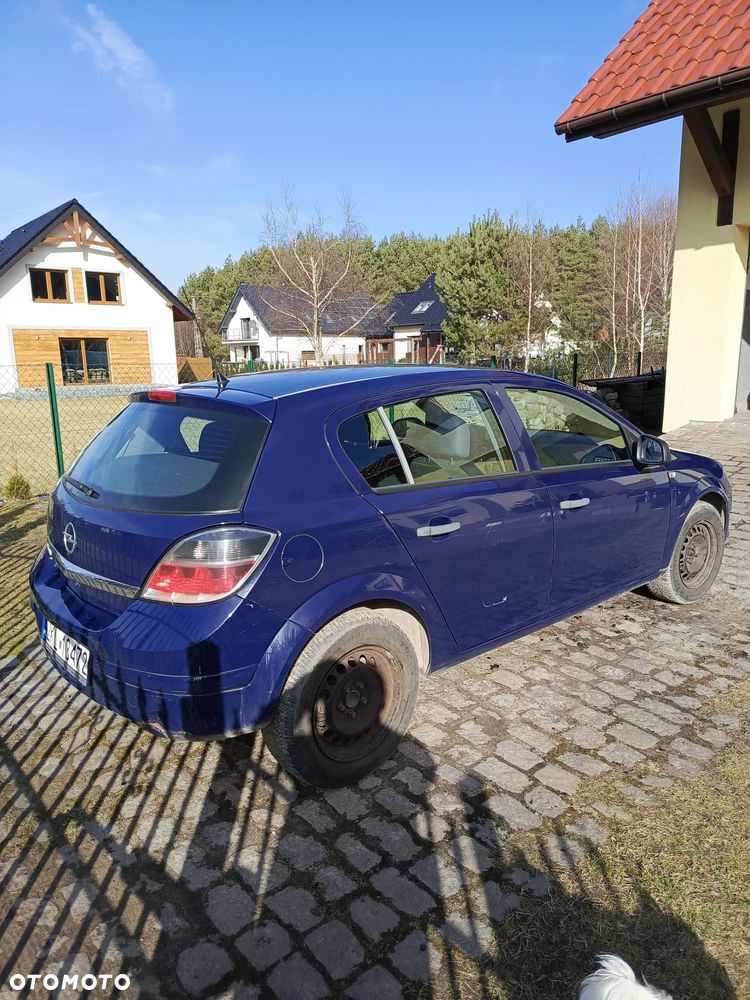 Opel Astra 1.6 - 12