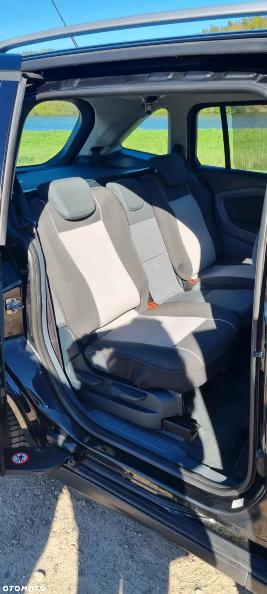 Ford Grand C-MAX 1.6 Titanium - 11