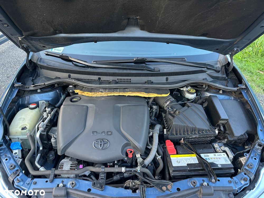 Toyota Auris 1.6 D-4D Premium - 10