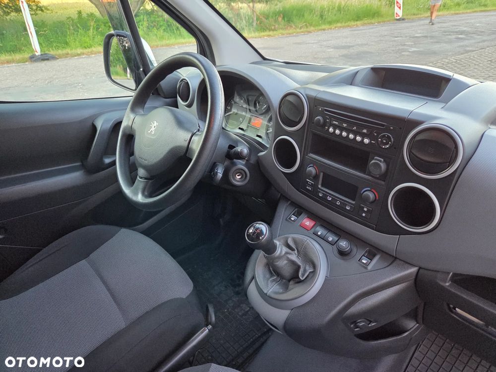Peugeot PARTNER - 13