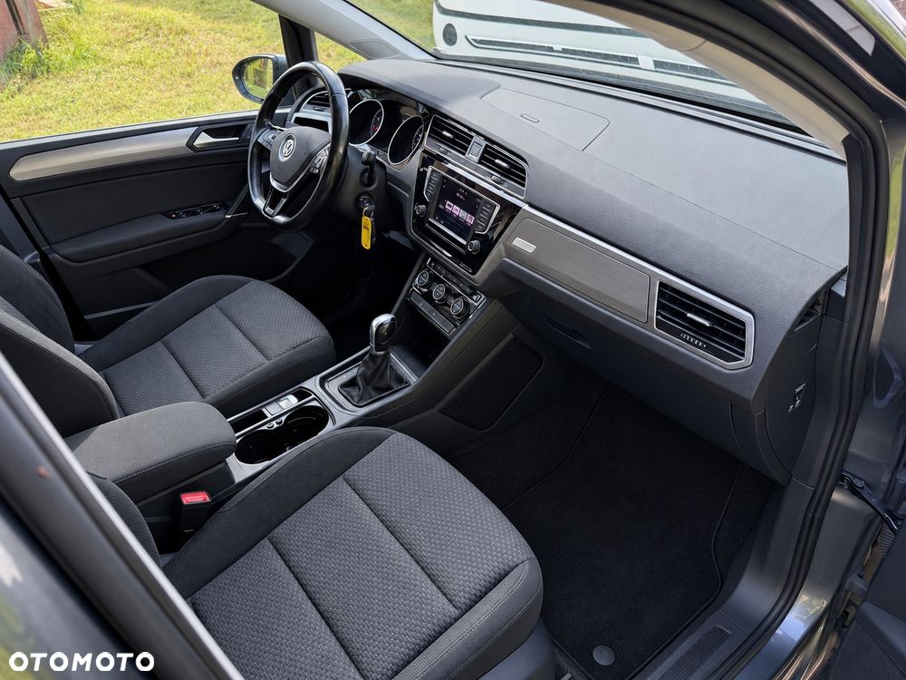 Volkswagen Touran 1.4 TSI BMT Comfortline DSG - 6