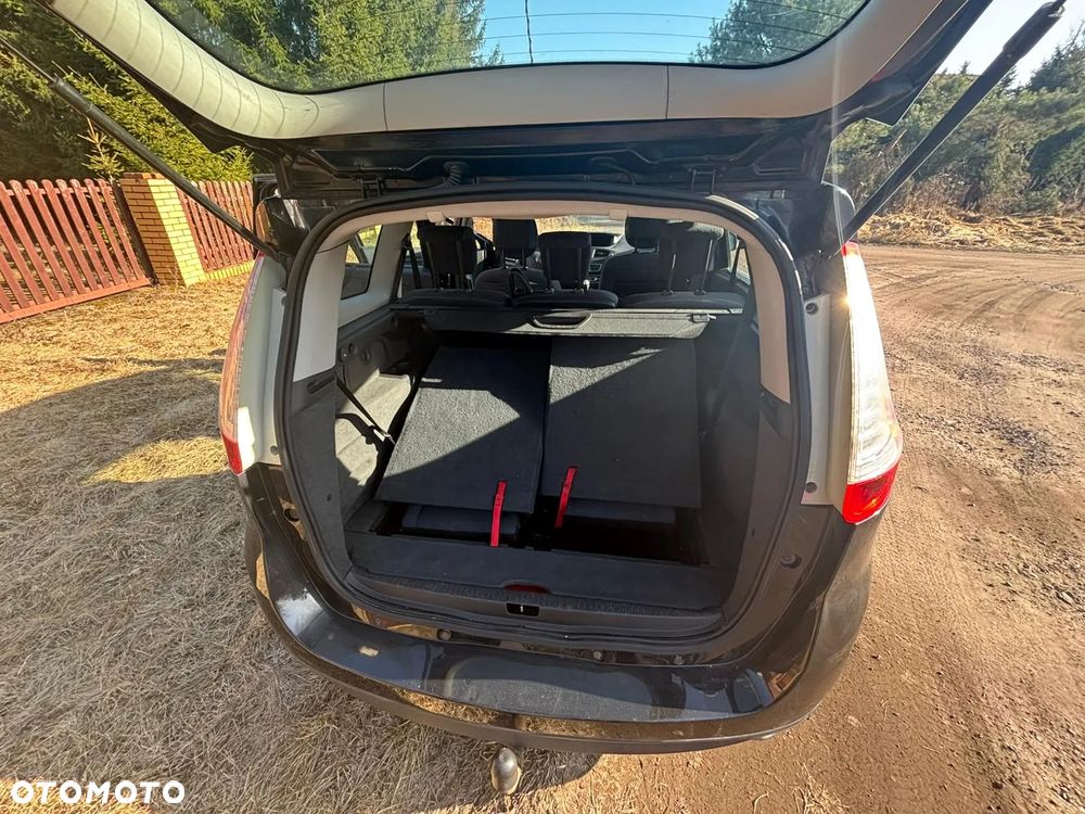 Renault Grand Scenic dCi 130 FAP Dynamique - 21