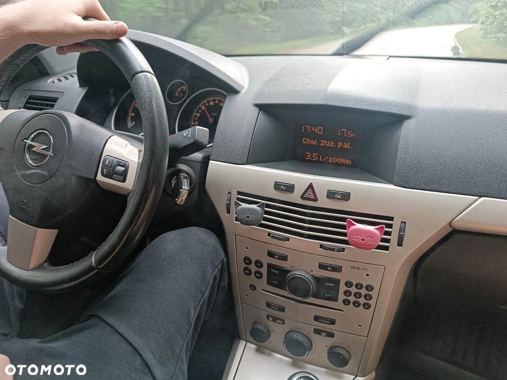 Opel Astra - 12