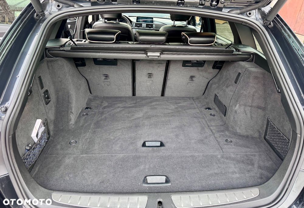 BMW Seria 3 340i xDrive M Sport Shadow - 21