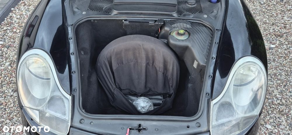 Porsche Boxster 2.7 - 8