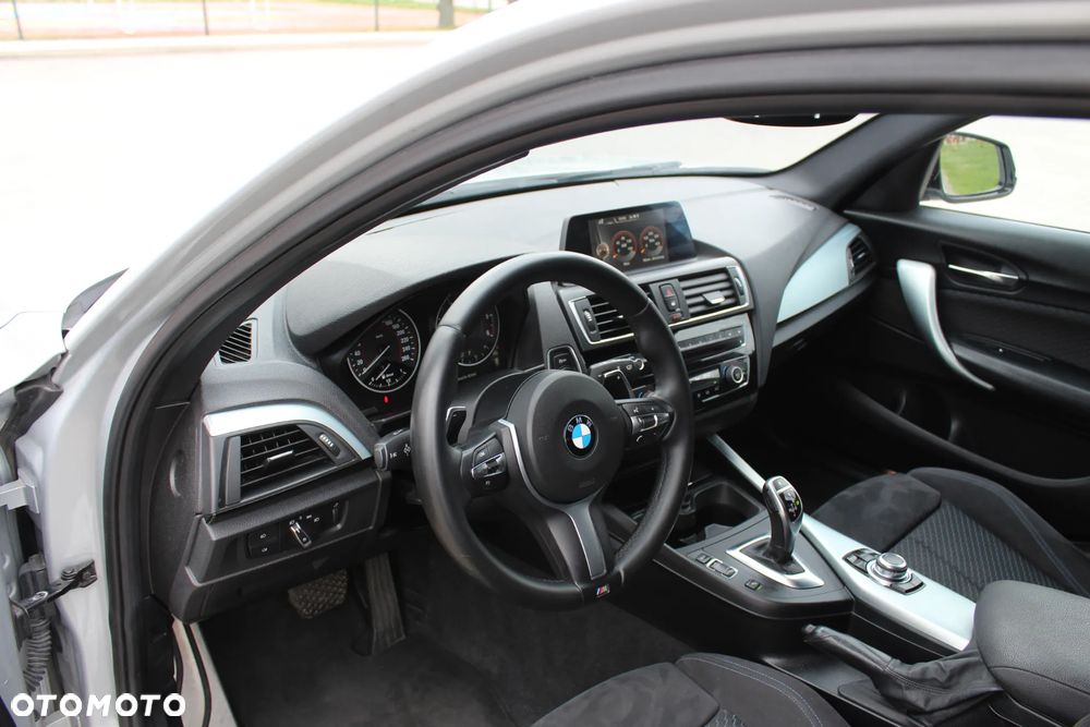 BMW Seria 1 120d xDrive M Sport - 16