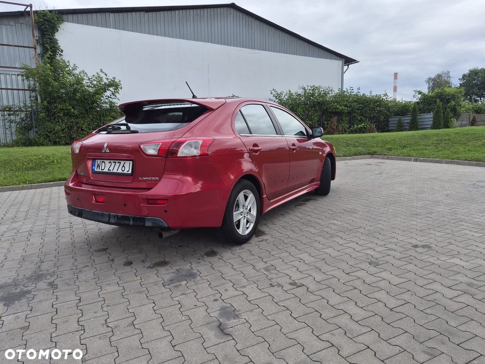 Mitsubishi Lancer - 2