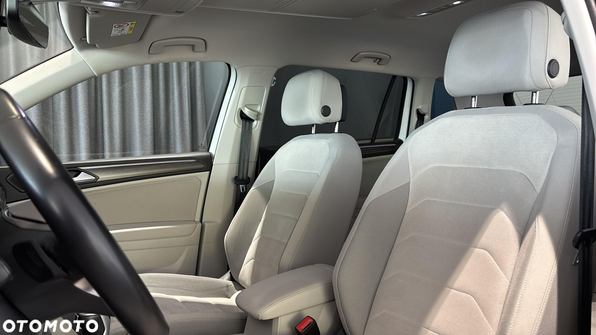 Volkswagen Tiguan Allspace 2.0 TDI Elegance DSG - 11