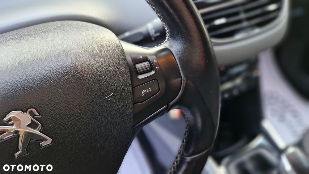 Peugeot 2008 PureTech 110 Stop&Start Style - 33