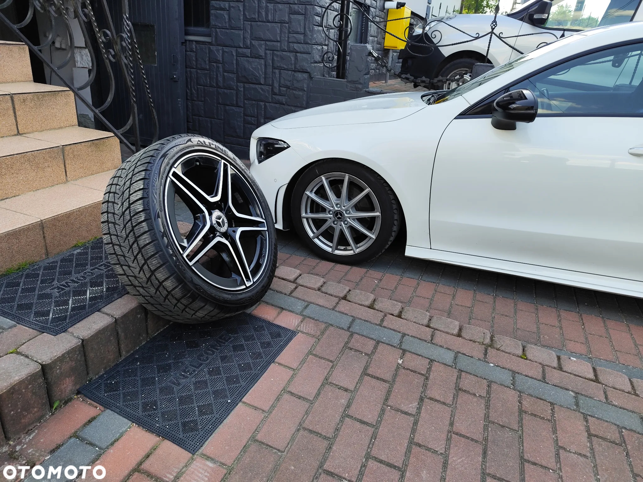 Mercedes-Benz CLA 200 AMG Line 7G-DCT - 17