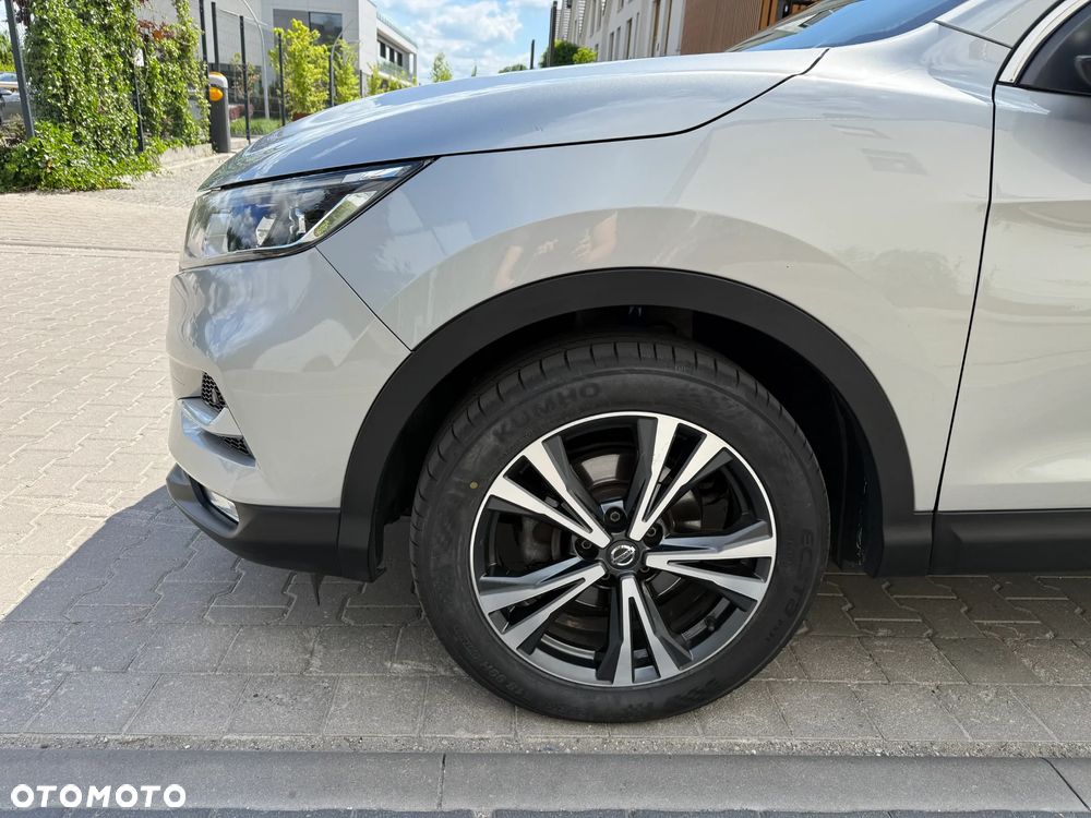 Nissan Qashqai 1.3 DIG-T N-Connecta DCT - 39