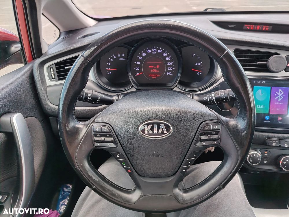 Kia Ceed - 7