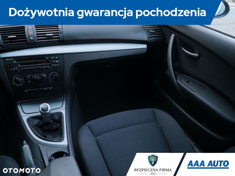 BMW Seria 1 - 10