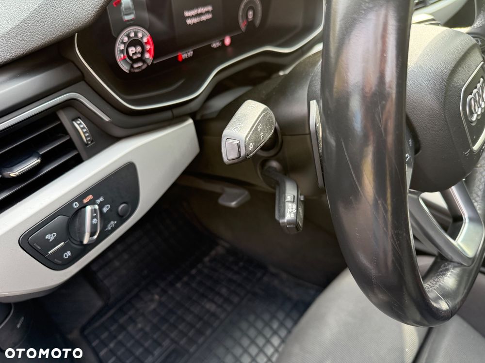 Audi A4 Limousine 40 TFSI mHEV S tronic - 28