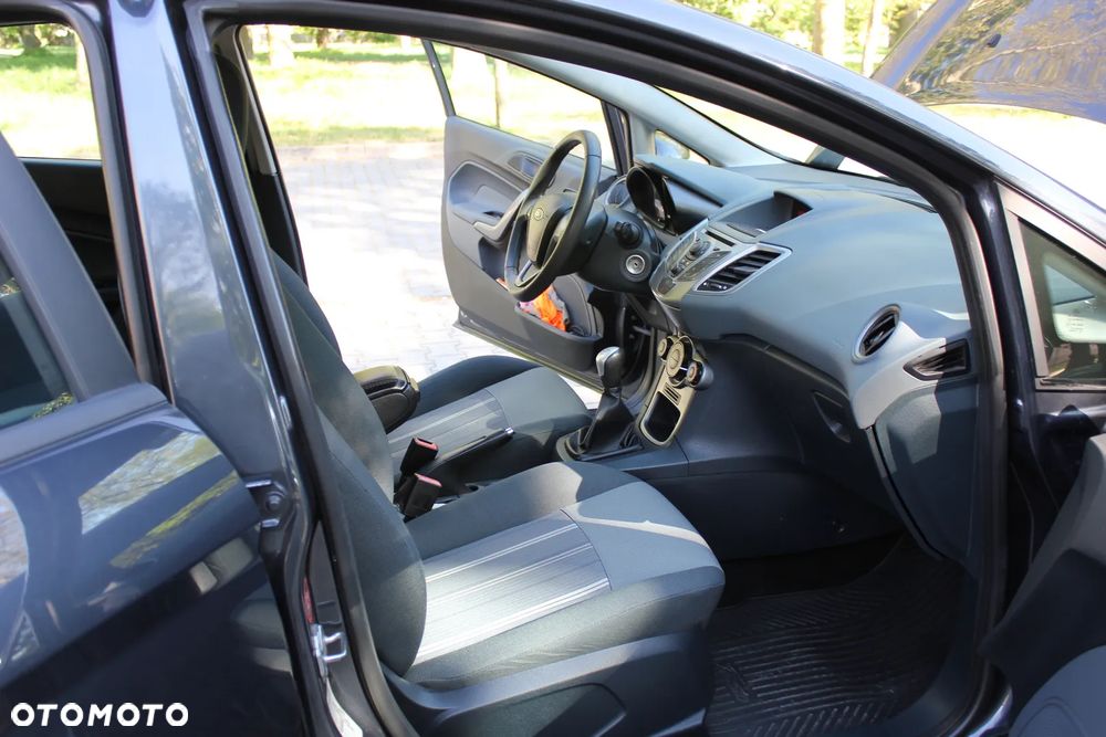 Ford Fiesta - 14