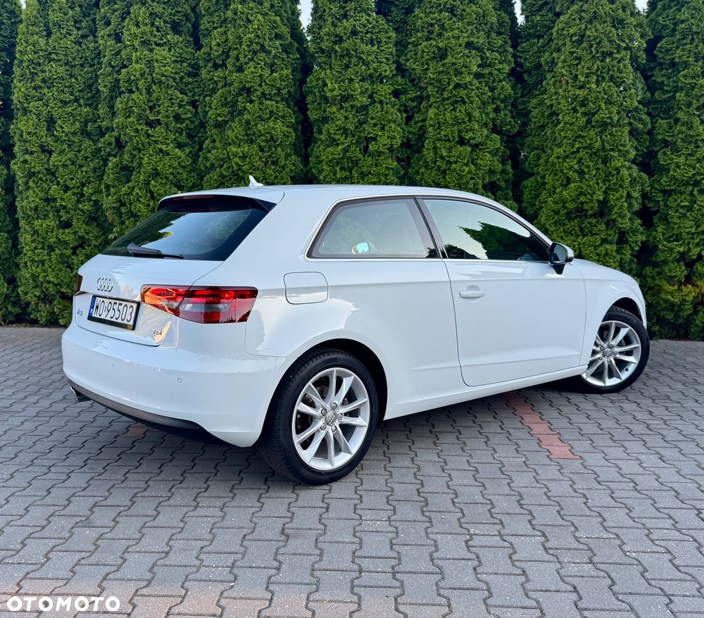 Audi A3 3-drzwiowe 2.0 TDI design - 14
