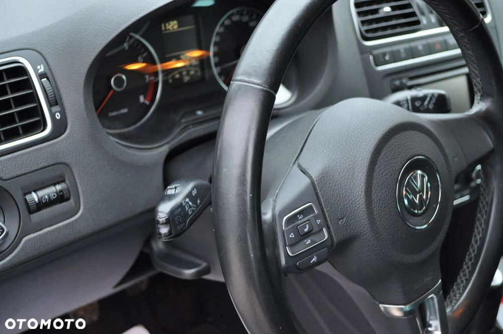 Volkswagen Polo 1.4 Team - 16