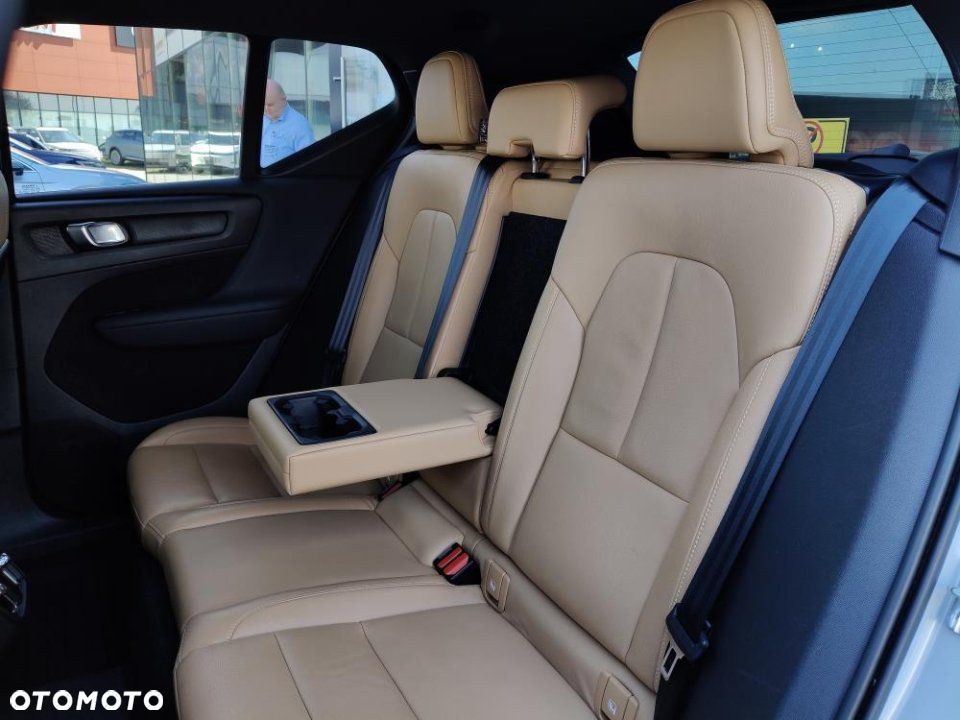 Volvo XC 40 - 15