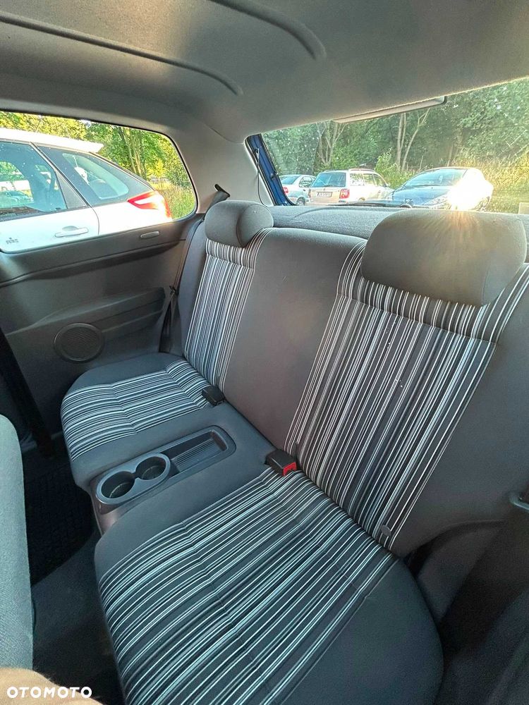 Volkswagen Fox - 5