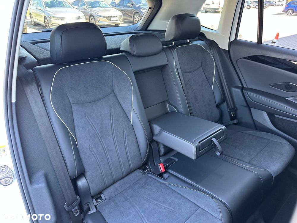 Volkswagen Tiguan - 17