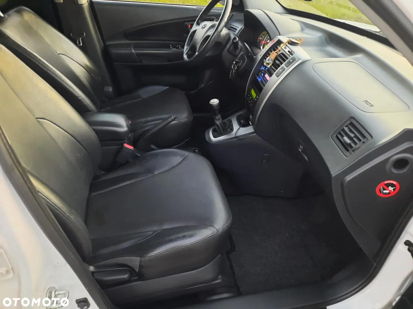 Hyundai Tucson 2.0 Comfort 2WD - 24