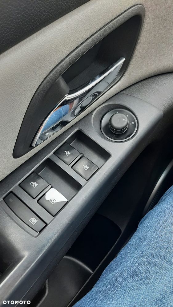 Chevrolet Cruze 1.8 Automatik LTZ - 18