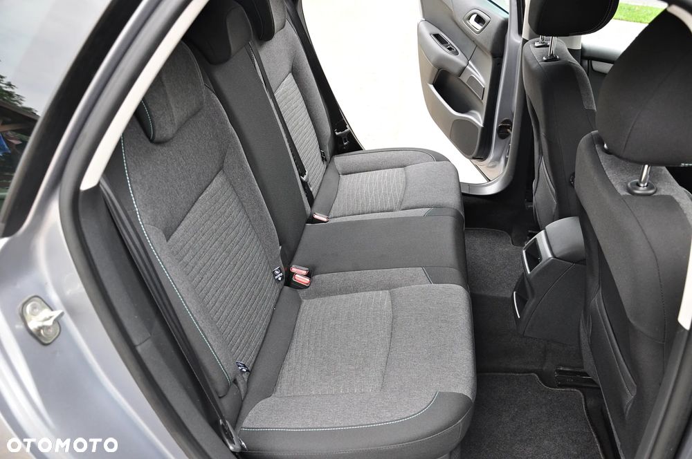 Citroën C4 1.2 e-THP Exclusive - 20
