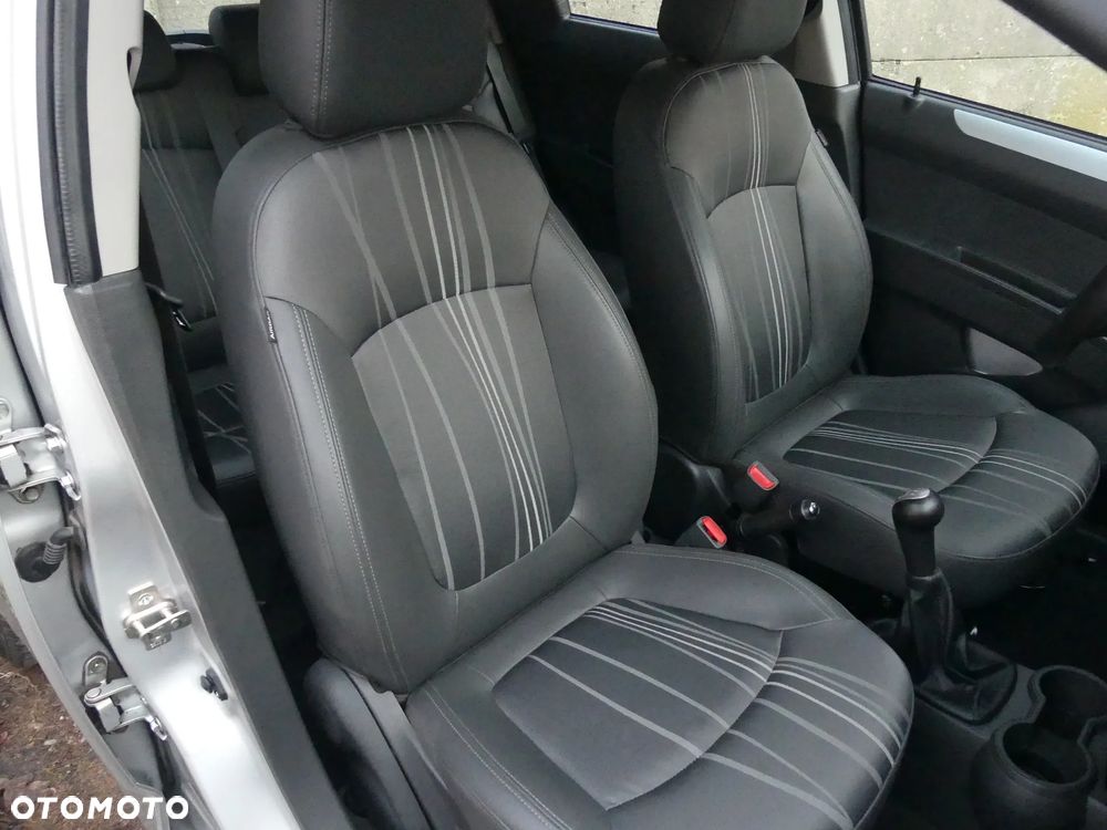 Chevrolet Spark 1.0 LT - 7