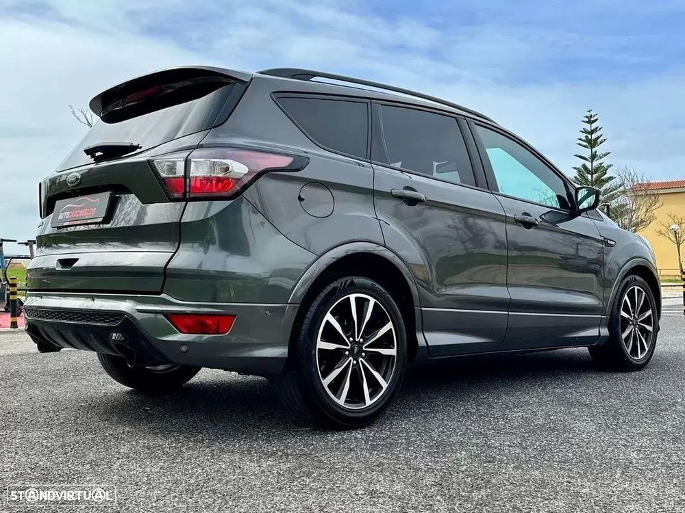Ford Kuga 1.5 TDCi ST-Line Limited Edition - 32