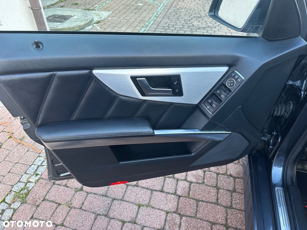 Mercedes-Benz GLK 220 BlueTEC 4Matic 7G-TRONIC - 22