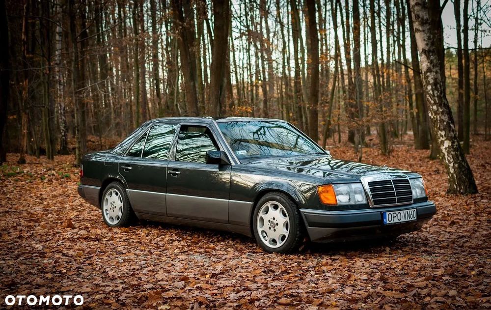 Mercedes-Benz W124 (1984-1993) - 1