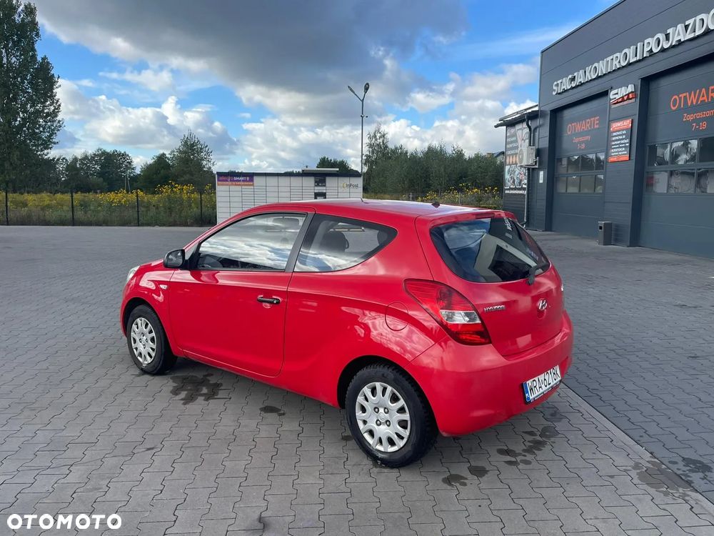 Hyundai i20 1.2 FIFA WM Edition - 8