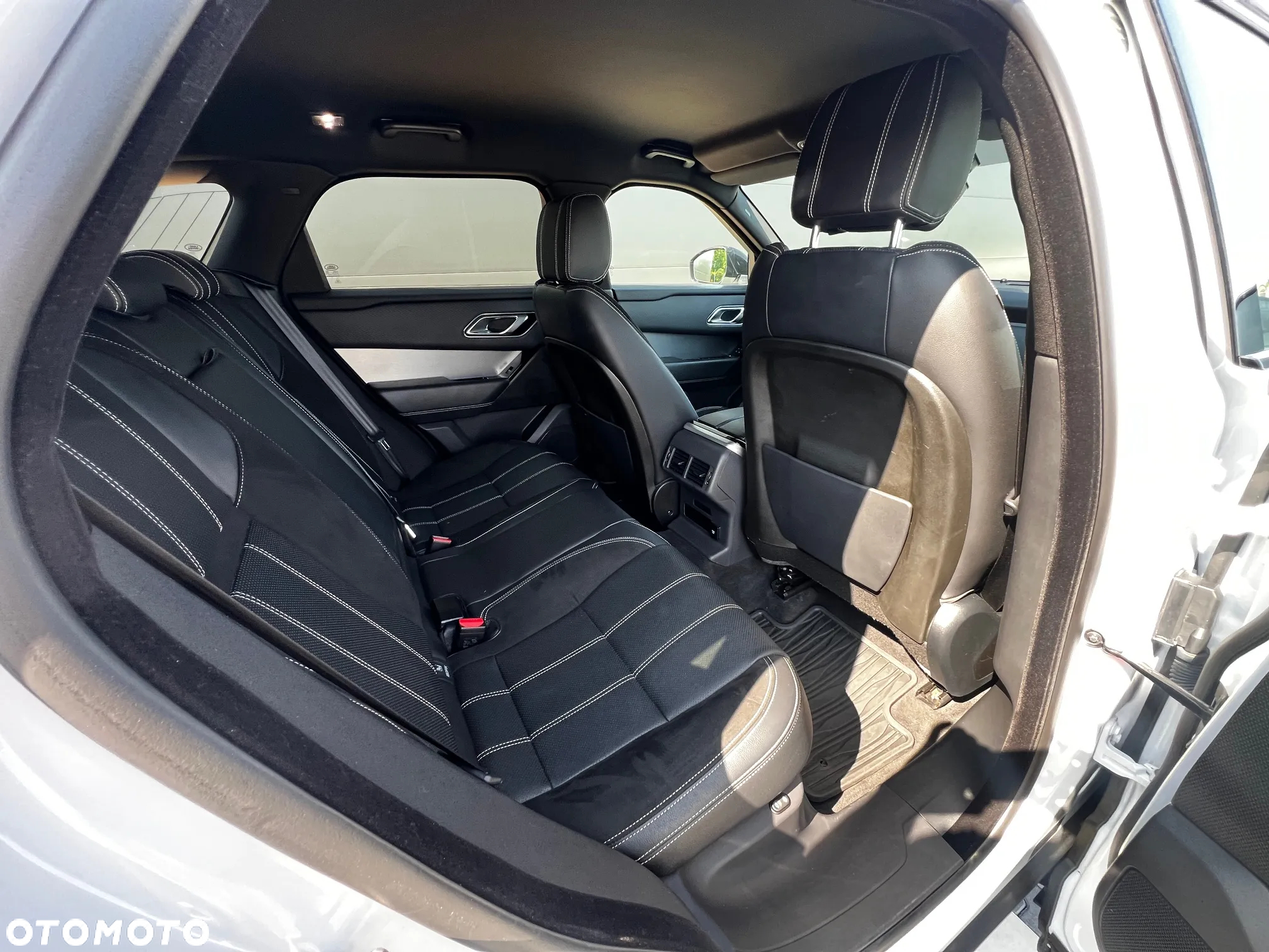 Land Rover Range Rover Velar 2.0 Si4 GPF R-Dynamic S - 15