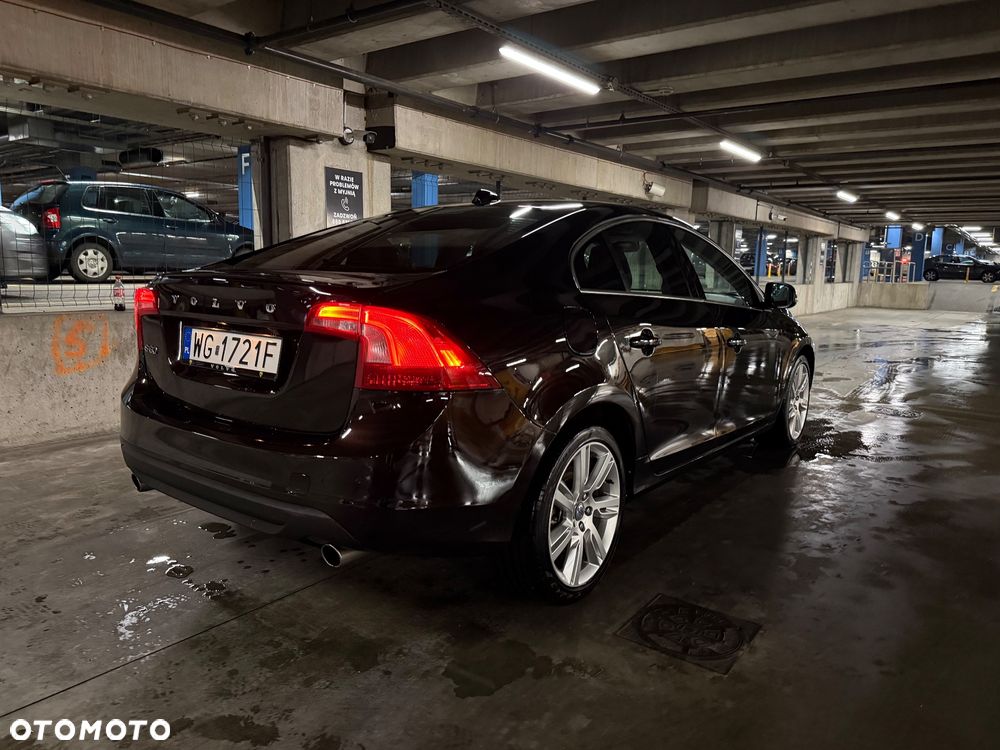 Volvo S60 T6 AWD Summum - 3