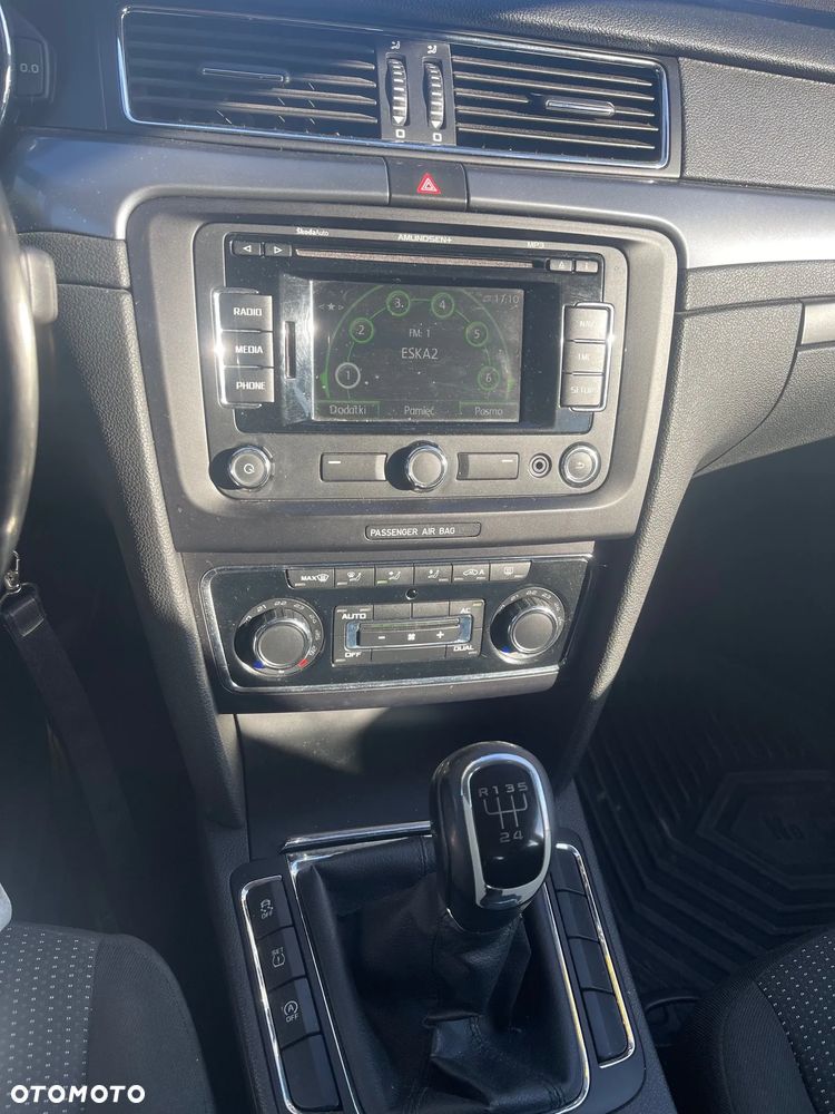 Skoda Superb 1.6 TDI Active Greenline - 12