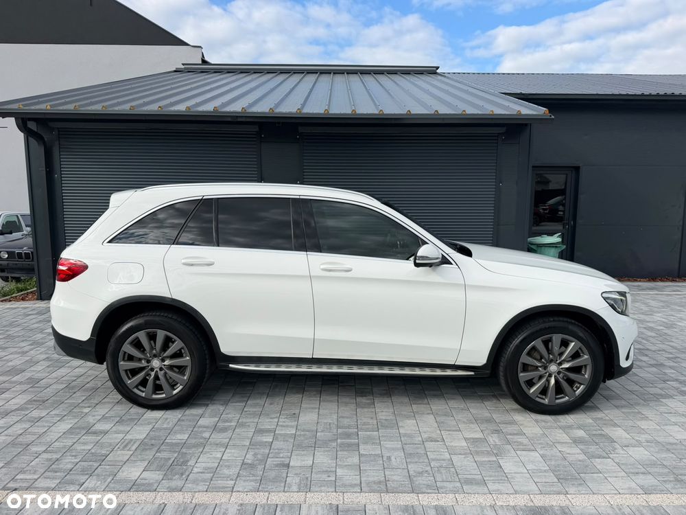 Mercedes-Benz GLC 220 d 4Matic 9G-TRONIC - 32